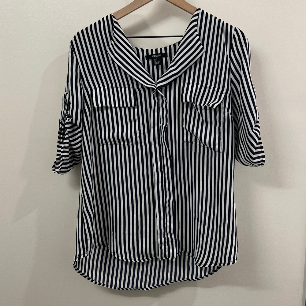 Forever 21 Navy & White Striped Blouse – Size Large